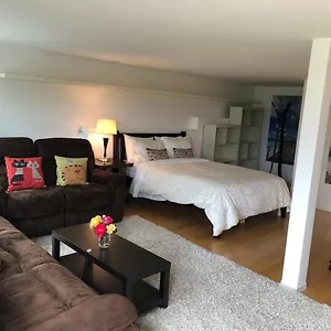 https://one-bedroom-suite-near-hillside-mall.richmond-hotels.com