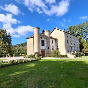 https://chateau-de-maillat.hotels-rhonealpes.com